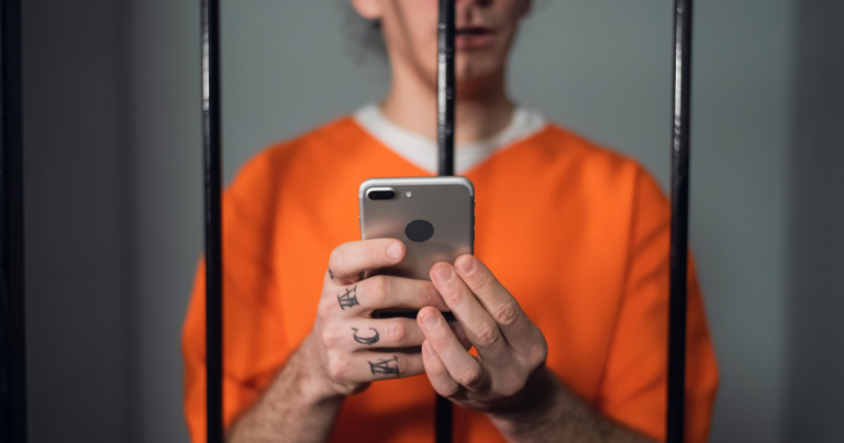 แฮกเกอร์ผู้อยู่เบื้องหลังมัลแวร์ KMSAuto ถูกจับแล้ว หลังมีผู้เหยื่อเฉียด 3 ล้านราย